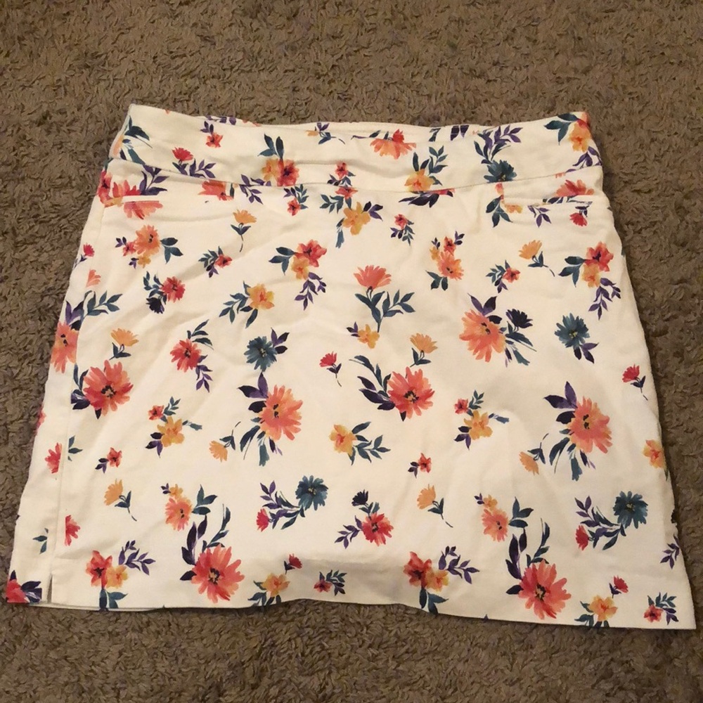 Very Nice Skort with Flowers #skort #skirt #comfy